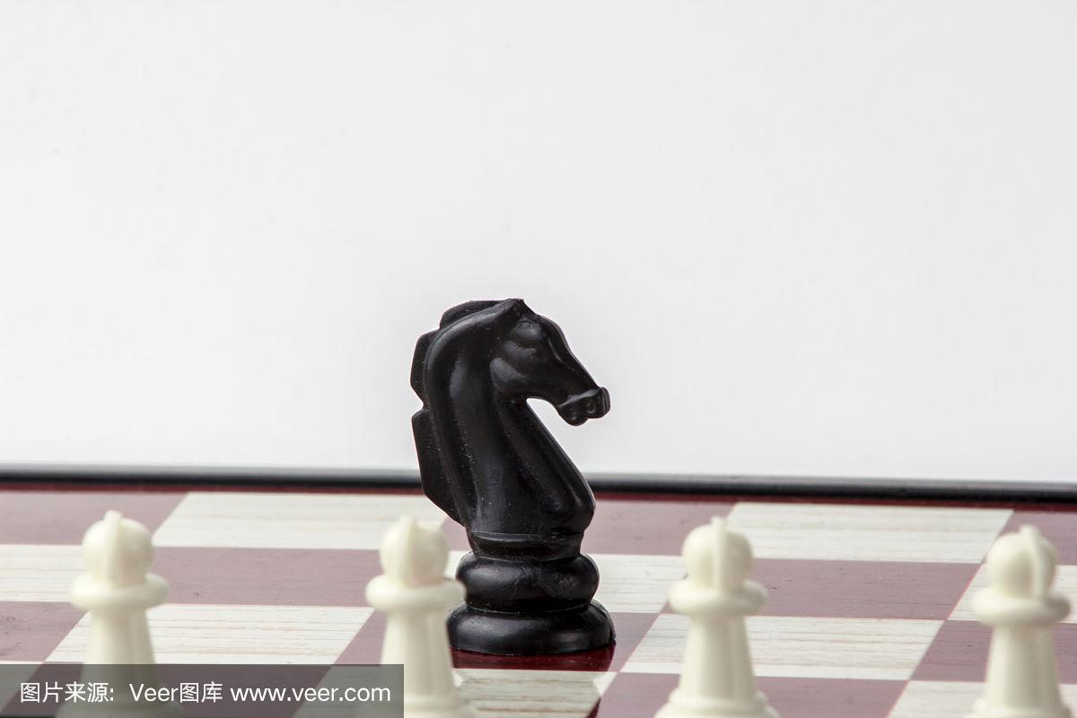 国际象棋之黑马游戏,策略与智慧的全新挑战,黑马逆袭的奇幻之旅