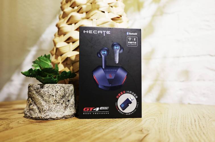 和平精英玩家必备!漫步者GT4联名款耳机带来游戏加成新体验