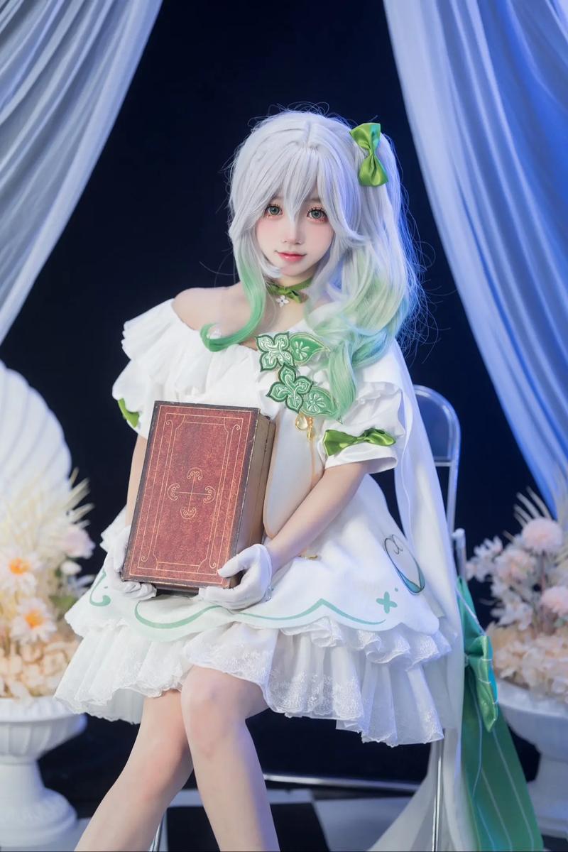 原神大人草神COS,探索角色魅力与文化传承的深度手游体验