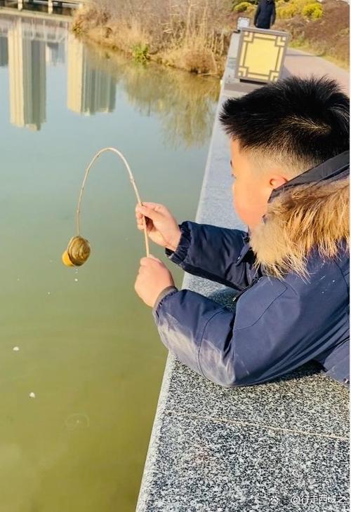 剑侠世界手游钓河蚌攻略秘籍,解锁趣味钓法,成就钓蚌传奇大师